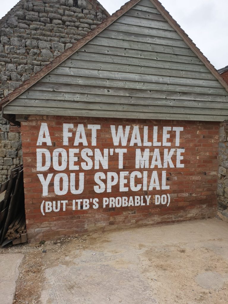 Caffeine & Machine - a fat wallet doesnt make you special
