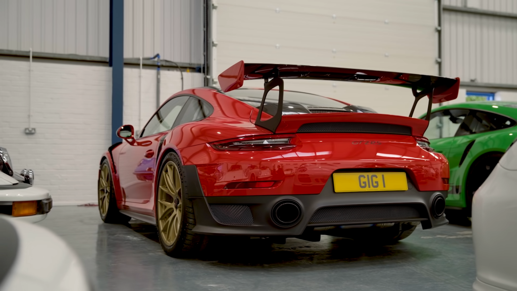 Chris Harris introduces The Leonard Porsche 911 GT2 RS For Sale